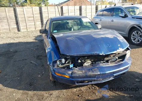 2006 Ford Mustang V6 из США, поврежденный, VIN 1ZVFT80NX65227037